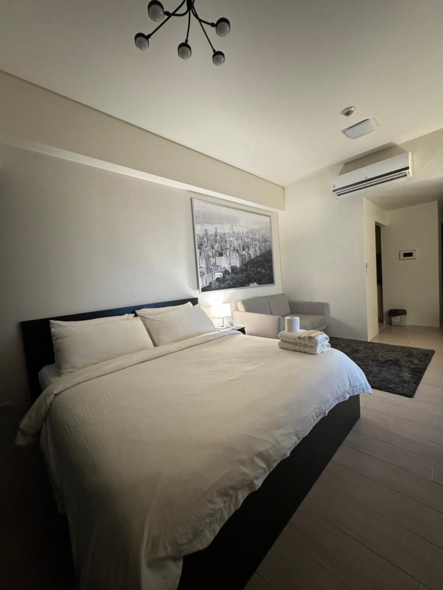 81 Newport Blvd Cluster 4 Unit B 3Rd Flr By Rechelle Nunag Pasay Exterior foto